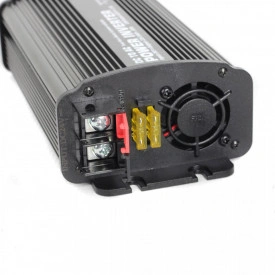 Invertor auto Car-600 din 12V in 230V, USB, 600W - Img 2