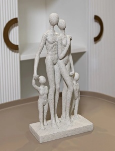 Statueta Family Piatra 012038000F