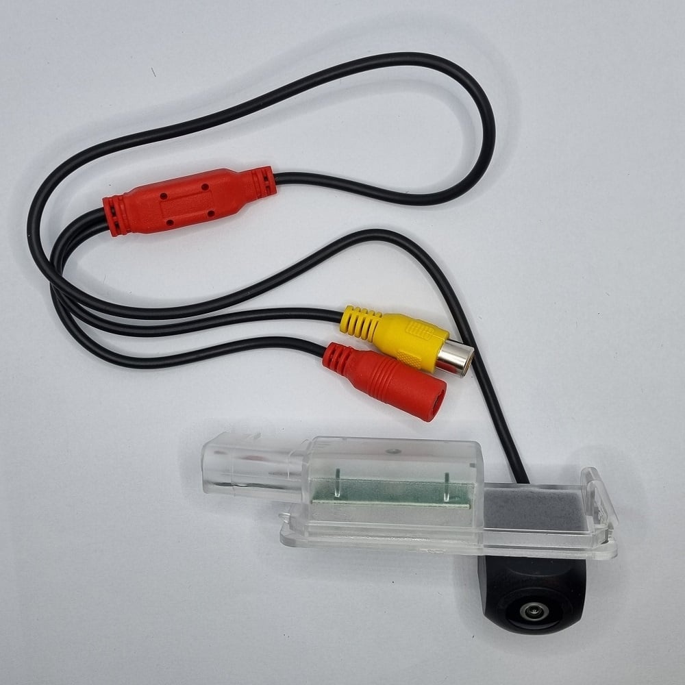 Camera marsarier dedicata VW Golf V 2003 - 2010 tip lampa numar cu led integrat, AHD 720P, Night Vision, rezistenta la apa si praf, cablu video 6m - 2 | YEO