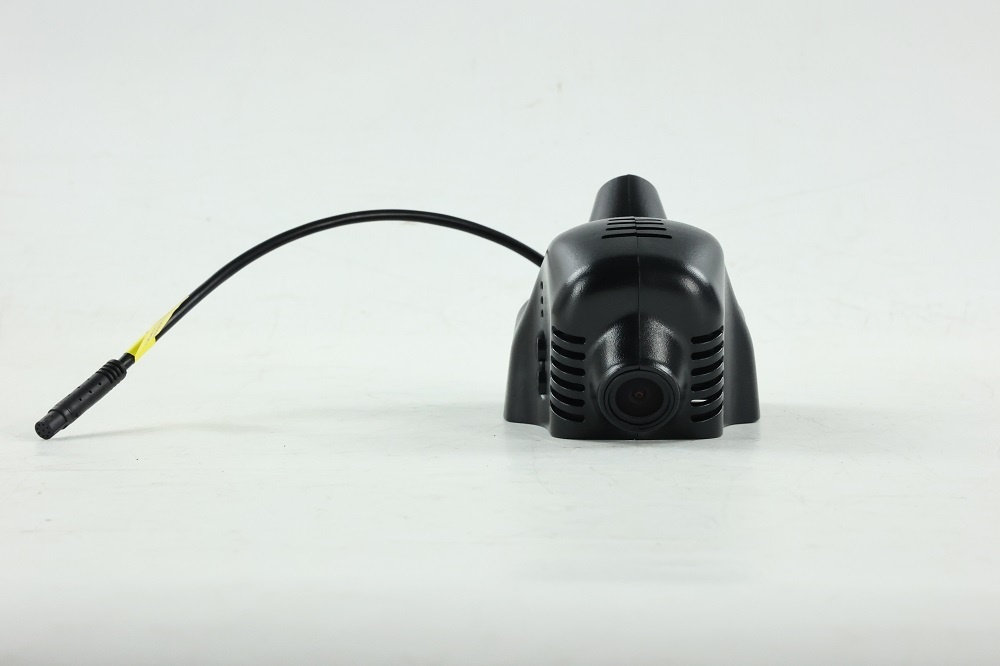 Camera DVR inregistrare trafic dedicata VW Passat B6 / B7 2005 - 2015, FullHD 1920x1080, Night Vision, Wi-Fi - 1 | YEO