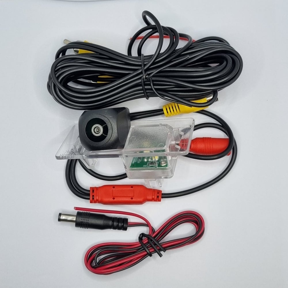 Camera marsarier dedicata Audi Q5 (8R) 2012 - 2017 tip lampa numar, AHD 720P, Night Vision, rezistenta la apa si praf, cablu video 6m - 3 | YEO