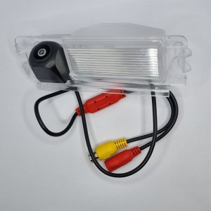 Camera marsarier dedicata Dacia Logan II 2012 - 2017 tip lampa numar, AHD 720P, Night Vision, rezistenta la apa si praf, cablu video 6m