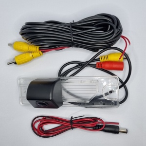 Camera marsarier dedicata Renault Koleos 2008 - 2016 tip lampa numar, CVBS, Night Vision, rezistenta la apa si praf, cablu video 6m 100008511