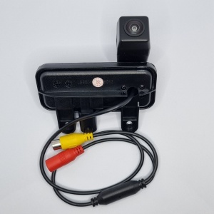 Camera marsarier dedicata Mercedes E-Class W212 2009 - 2016 tip maner portbagaj, AHD 720P, Night Vision, rezistenta la apa si praf, cablu video 6m - Img 2