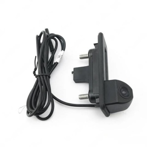 Camera marsarier dedicata Skoda Yeti 2009 - 2016 tip maner portbagaj, AHD 720P, Night Vision, rezistenta la apa si praf, cablu video 6m 100008545