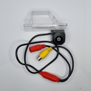 Camera marsarier dedicata Nissan Juke 2010 - 2019 tip lampa numar, AHD 720P, Night Vision, rezistenta la apa si praf, cablu video 6m 100009266