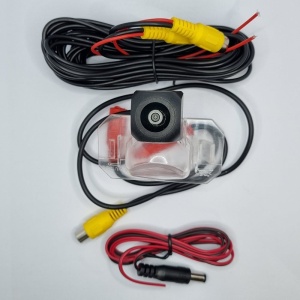 Camera marsarier dedicata Honda CR-V IV 2012 - 2018 tip lampa numar, AHD 720P, Night Vision, rezistenta la apa si praf, cablu video 6m 100009087