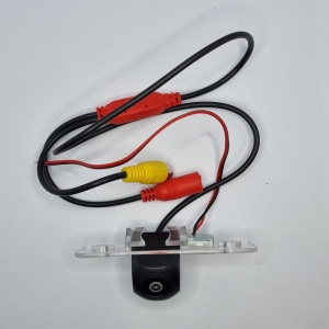 Camera marsarier dedicata Skoda Octavia II 2004 - 2013 tip lampa numar, AHD 720P, Night Vision, rezistenta la apa si praf, cablu video 6m 100008559