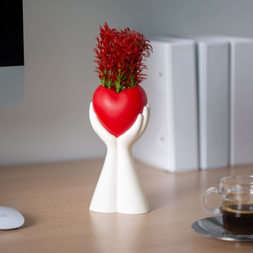 Planta Artificiala in Ghiveci de Plastic Shopiens – Forma de Maini cu Inima Rosie, 10 x 35 cm