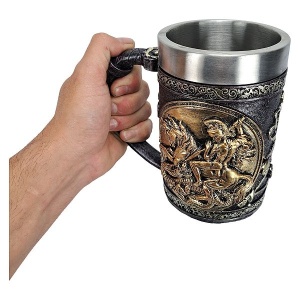 Halba de bere metalica Shopiens Dragonslayer Sfantul Gheorghe din inox si rasina, 500 ml - Img 5