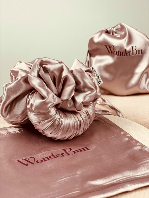 Wonder Bun (Large) - Satin Pink