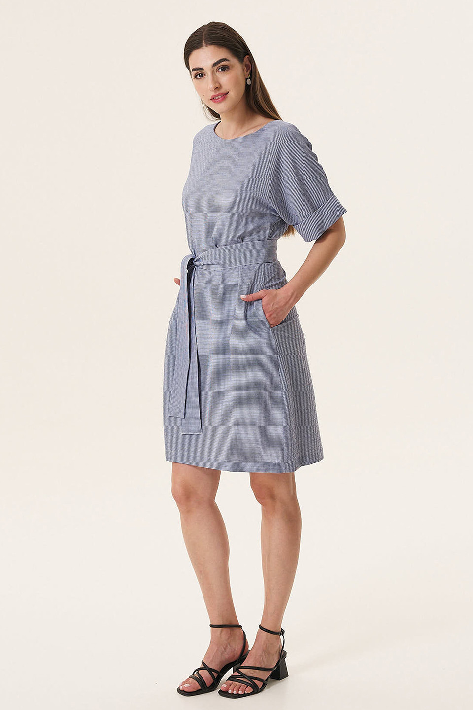 Rochie versatilă din vâscoză