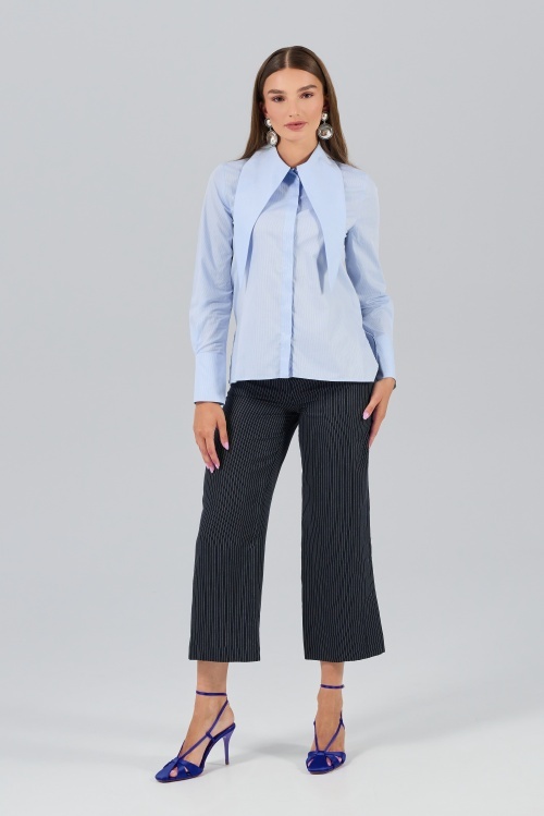 Cămașă bleu cu guler alungit SLEEK