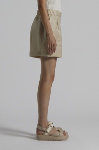 PESERICO | Elegant linen shorts - Img 2