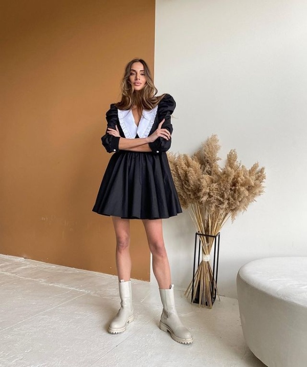Rochie SCARLET cu guler atașat
