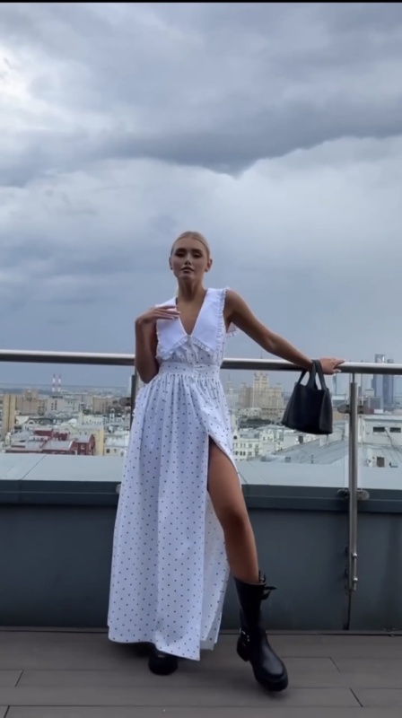 Rochie Bella cu guler atașat