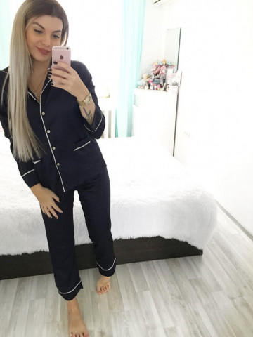 Pijama din satin cu bluza cu maneca lunga si pantalon lung - Img 2
