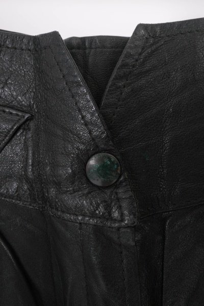 Pantaloni vintage din piele naturala - Img 5