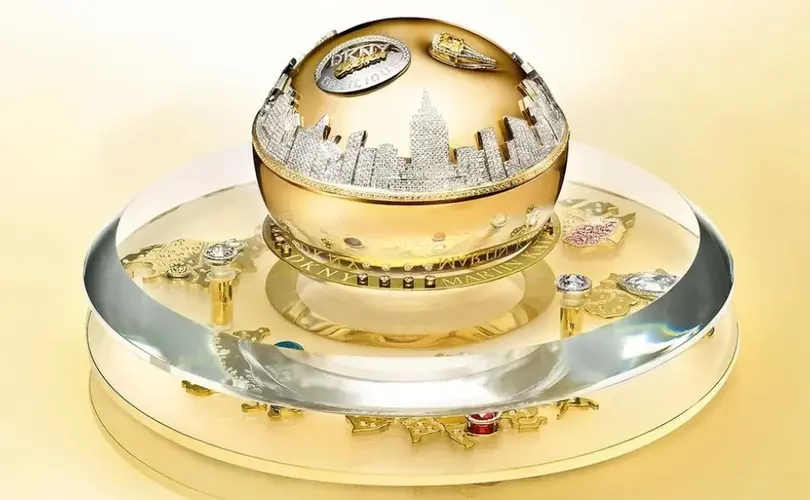 Топ 10 на най-скъпите парфюми в света - DKNY Golden Delicious Million Dollar Fragrance Edition - Fragrances