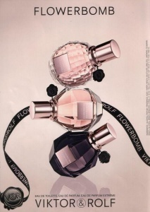 Viktor & Rolf Flowerbomb Комплект (EDP 50ml + EDP 7ml + Body Cream 40ml + BL 50ml) за Жени - Img 4