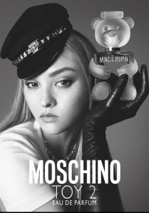 Moschino Toy 2 Комплект (EDP 100ml + EDP 10ml + BL 100ml + SG 100ml) за Жени - Img 2