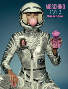 Moschino Toy 2 Bubble Gum Комплект (EDT 50ml + BL 50ml + SG 50ml) за Жени - Img 2
