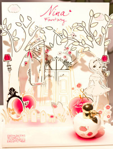 Nina Ricci Nina Fantasy EDT 50ml за Жени БЕЗ ОПАКОВКА - Img 4