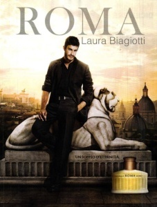 Laura Biagiotti Roma Uomo Комплект (EDT 125ml + Bluetooth Speaker) за Мъже - Img 2
