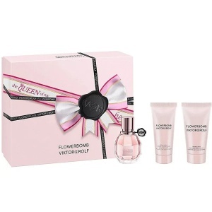 Viktor & Rolf Flowerbomb Комплект (EDP 30ml + Body Cream 40ml + SG 50ml) за Жени