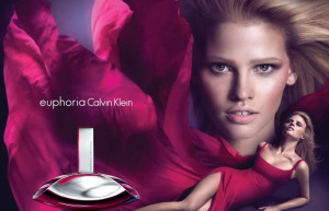 Calvin Klein Euphoria Комплект (EDP 100ml + Body Lotion 100ml) за Жени - Img 4