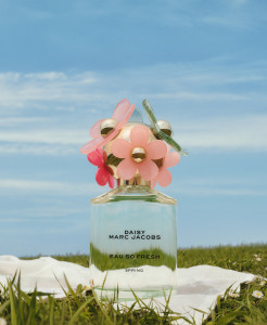 Marc Jacobs Daisy Eau So Fresh Spring EDT 75ml за Жени БЕЗ ОПАКОВКА - Img 2