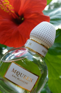 Alexander McQueen McQueen Eau Blanche EDP 50ml за Жени - Img 2