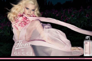 Flora By Gucci Gorgeous Gardenia Комплект (EDT 50ml + Body Lotion 2x50ml) за Жени - Img 2