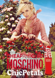 Moschino Cheap & Chic Chic Petals EDT 50ml за Жени - Img 2