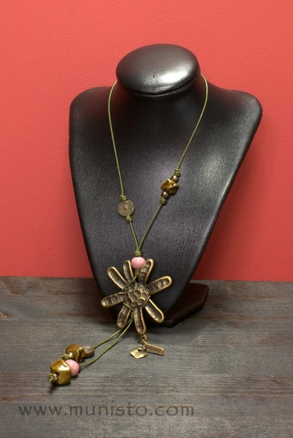 Women's Bracelet, Necklace &amp; Earrings Set - Img 2