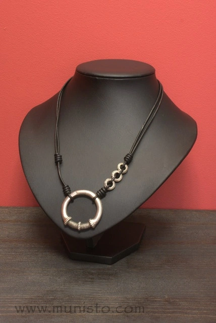 Women's Bracelet, Necklace &amp; Earrings Set - Img 2