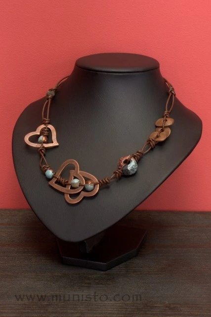 Women's Bracelet, Necklace &amp; Earrings Set - Img 3