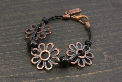 Women's Bracelet, Necklace &amp; Earrings Set - Img 3