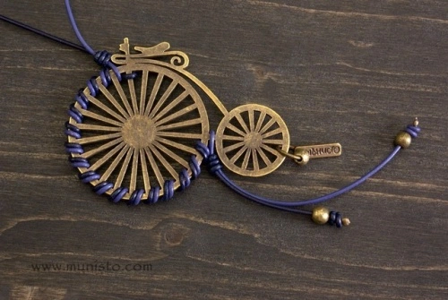 Retro bicycle Necklace - Img 3