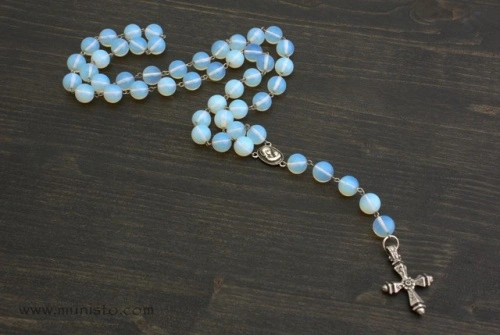 Moonstone Rosary - Img 4