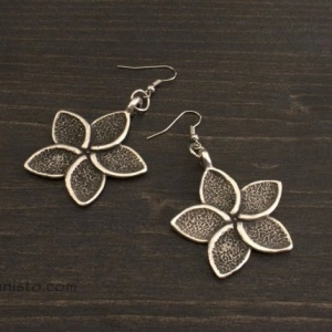 Women's Bracelet, Necklace & Earrings Set - Img 2