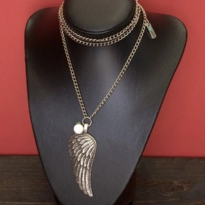 Women's Necklace, Bracelet & Earrings Set - Img 4