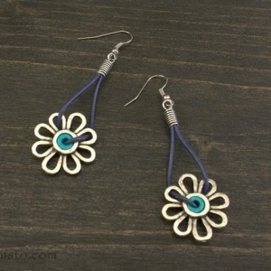 Women's Bracelet, Necklace & Earrings Set - Img 4