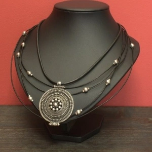 Women's Bracelet & Necklace Set - Img 2