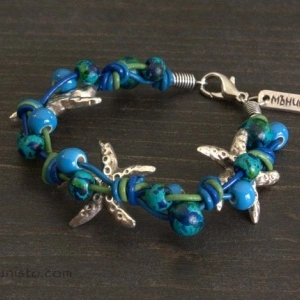 Women's Bracelet, Necklace & Earrings Set - Img 3