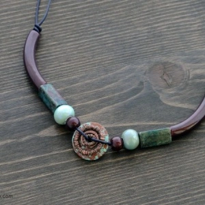 Women's Bracelet, Necklace & Earrings Set - Img 2