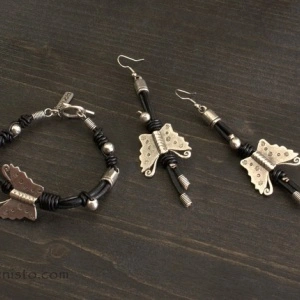 Women's Bracelet & Earrings Set