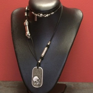 Women's Bracelet, Necklace & Earrings Set - Img 2