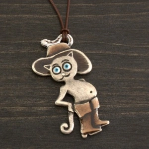 Puss in Boots pendant