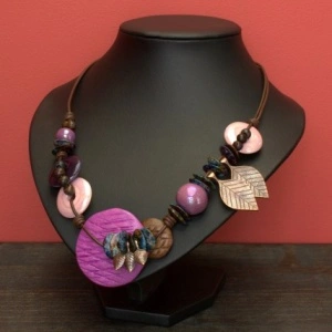 Women's Necklace, Bracelet & Earrings Set - Img 2